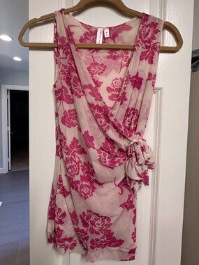 Vintage Floral Sweet Pea Mesh Sleeveless Top